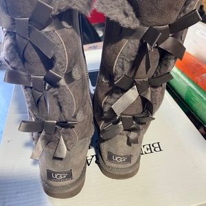 ladies like new UGG Boots